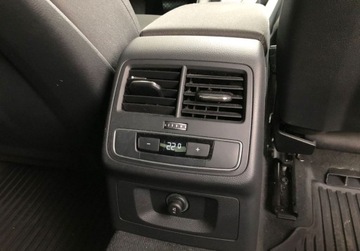 Audi A4 B9 Limousine Facelifting 2.0 35 TFSI 150KM 2023 Audi A4 Limousine A4 35 TFSI mHEV Automat Vat Marza Salon PL Apple Ca, zdjęcie 27
