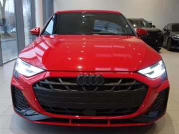 Audi A3 8Y Limousine Facelifting 1.5 35 TFSI 150KM 2026 AUDI A3 TFSI S Line Sedan (150 KM) 2026, zdjęcie 3