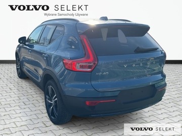 Volvo XC40 Crossover Facelifting 2.0 B4 197KM 2025 Volvo XC 40 VOLVO XC40 B4 Plus Dark Benzyna (197+1, zdjęcie 10