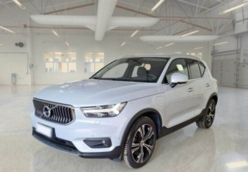 Volvo XC40 Crossover Plug-In Facelifting 1.5 T5 262KM 2022 Volvo XC 40 Plug-In T5 Navi Virtual Tempomat Panorama Kamera FV23, zdjęcie 1