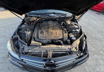 Mercedes Klasa C W204 Limuzyna Facelifting 350 CGI BlueEFFICIENCY 306KM 2014 Mercedes-Benz Klasa C 2014 MERCEDES-BENZ C 300 4x4 - na placu w POLSCE po, zdjęcie 8