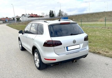 Volkswagen Touareg II SUV 3.6 V6 FSI BlueMotion 280KM 2011 Volkswagen Touareg 4x4 3.6 FSI 280 KM BDB STA..., zdjęcie 3