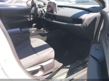 Toyota Prius V (XW60) 2023 Toyota Prius Le, 2023r., 2.0L 2.0 Hybryda 194KM, zdjęcie 8