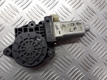 MOTOREK OKNO LEVÝ PŘEDNÍ KIA CERATO I 1.6 X