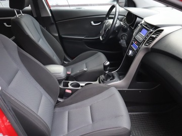 Hyundai i30 II Hatchback 3d 1.6 GDI 135KM 2014 Hyundai i30 1.6 GDI, Salon Polska, Klima, zdjęcie 8