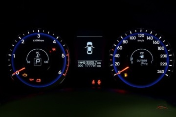 Hyundai i40 Kombi 1.7 CRDi HIGH 136KM 2012 Hyundai i40 1.7 CRDi Automat Led Navi Climatronic Kamera Lopatki Temp. Gwa, zdjęcie 26