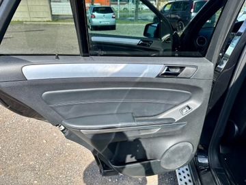 Mercedes Klasa M W164 Off-roader Facelifting AMG 6.2 V8 (63 AMG) 510KM 2010 MERCEDES-BENZ ML 63 AMG 4-matic 510Ps FULL OPCJA, zdjęcie 11