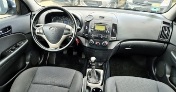 Hyundai i30 I CW Facelifting 1.6 DOHC CVVT 126KM 2010 Hyundai i30 BENZYNA KLIMATYZACJA super okazja polecamy 1.6 Benzyna, zdjęcie 29