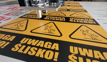 Табличка Осторожно Скользкий, скользкий Пол 20х30см ПВХ 3мм прочная УФ печать