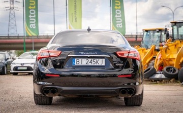 Maserati Ghibli III Sedan 3.0 V6 410KM 2018 Maserati Ghibli Maserati Ghibli 3.0 S 410KM 3.0 Benzyna 410KM, zdjęcie 6