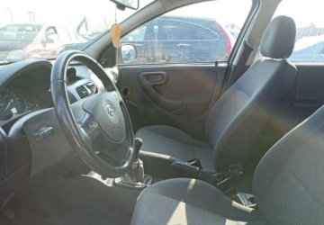 Opel Corsa C 1.0 Twinport ECOTEC  60KM 2004 Opel Corsa Opel Corsa Benzyna 60KM, zdjęcie 7