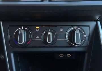 Volkswagen Taigo 1.0 TSI 95KM 2023 Volkswagen Taigo Life Pakiety, VW 23, Front Assist, Bezwypadkowy, Salon P, zdjęcie 25