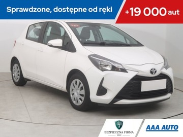 Toyota Yaris III Hatchback 5d Facelifting 2017 1.0 VVT-i 72KM 2019 Toyota Yaris 1.0 VVT-i, Salon Polska, Serwis ASO