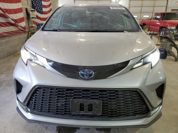 Toyota Sienna III 2023 Toyota Sienna XSE 2023 2.5l od ubezpieczalni 2.5 Hybryda 245KM, zdjęcie 5