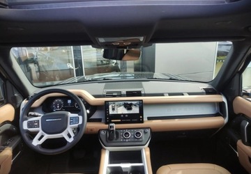 Land Rover Defender IV (L663) 2024 Land Rover Defender MY25 3.0D I6 250 PS AWD Auto X-Dynamic HSE 110 3.0, zdjęcie 2