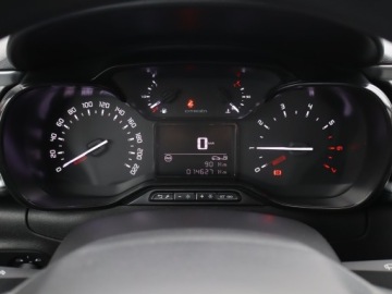 Citroen C3 III Hatchback Facelifting 1.2 PureTech 110KM 2023 Citroen C3 1.2 PureTech, Salon Polska, zdjęcie 10