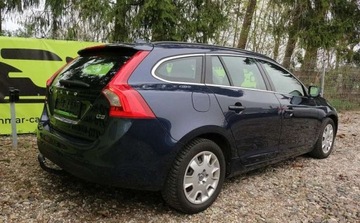 Volvo V60 I Kombi 2.0 D3 163KM 2010 Volvo V60 Volvo V60 D3 Geartronic Momentum, zdjęcie 6