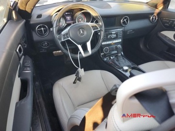 Mercedes SLK R172 2015 Mercedes-Benz SLK 2015 r., 1,8 L 250 1.8 Benzyna 201KM, zdjęcie 8