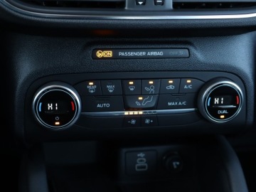 Ford Kuga III SUV 2.0 EcoBlue MHEV 150KM 2022 Ford Kuga 2.0 EcoBlue mHEV, VAT 23%, Navi, Klima, zdjęcie 17