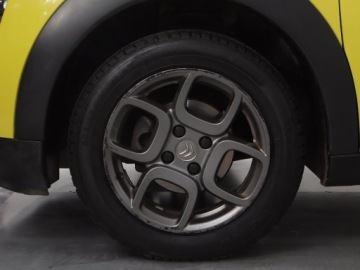 Citroen C4 Cactus Crossover 1.2 PureTech 82KM 2016 Citroen C4 Cactus 1.2 PureTech, Salon Polska, zdjęcie 13