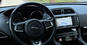 Jaguar F-Pace 2017 Jaguar F-Pace R Sport, Lampy LED, 2.0 D AWD 4x4, Bezwypadkowy Nowy Rozrzad, zdjęcie 10