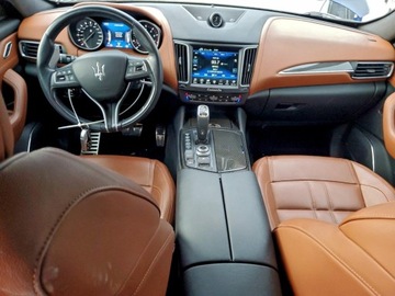 Maserati Levante 2020 Maserati Levante Sport 2020 3.0l 3.0 Benzyna 345KM, zdjęcie 8