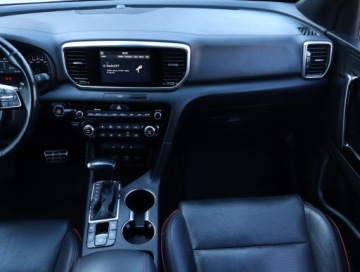 Kia Sportage IV SUV Facelifting 1.6 T-GDI 177KM 2019 Kia Sportage 1.6 T-GDI, Salon Polska, Serwis ASO, zdjęcie 7