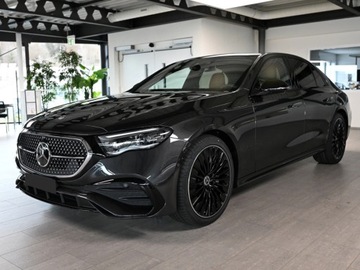 Mercedes Klasa E W214 Sedan 2.0 220d 197KM 2025 E Klasa 220 d 4-Matic AMG 2.0 197KM 2025, zdjęcie 1