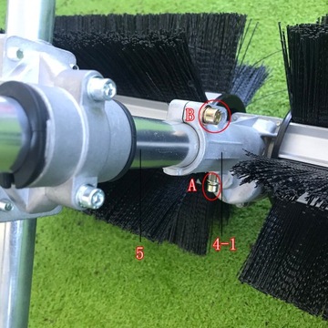 Бензиновый снегоочиститель 1,25 кВт 43 куб.см. Подметальная машина