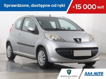 Peugeot 107 Hatchback 5d 1.0 12V 68KM 2007