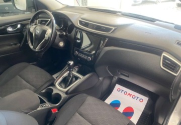 Nissan Qashqai II Crossover 1.6 DIG-T 163KM 2015 Nissan Qashqai 76 Tys Km Gwarancja Bezwypadkowy Zarejestrowany 1.6 163KM, zdjęcie 4