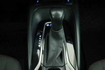 Toyota Corolla XII Sedan 1.8 Hybrid 122KM 2020 Toyota Corolla 1.8 Hybrid, Salon Polska, zdjęcie 12