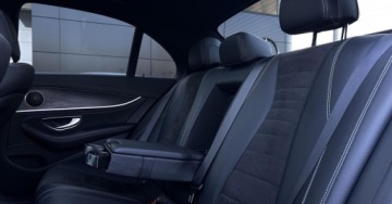 Mercedes Klasa E W213 Limuzyna Plug-in Facelifting 2.0 300e 320KM 2020 Mercedes-Benz Klasa E Salon PL AMG Line Kamera CarPlay Android Multibeam P, zdjęcie 24