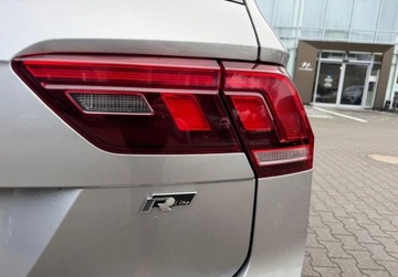 Volkswagen Tiguan II SUV 1.5 TSI EVO 150KM 2019 Volkswagen Tiguan 1.5 IQ-Drive R-line Vatmarza Panorama 1.5 Benzyna 150KM, zdjęcie 33