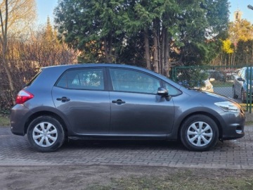 Toyota Auris I Hatchback 1.33VVT-i 100KM 2010 Toyota Auris Salon PL ud.niski przebieg parktronic el. szyby 2x kola, zdjęcie 7