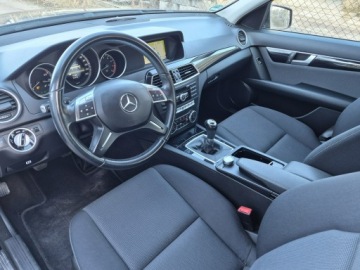 Mercedes Klasa C W204 Kombi T204 1.6 180 K BlueEFFICIENCY 156KM 2012 Mercedes C 180 Benzyna, 156KM, Nawigacja, zdjęcie 15