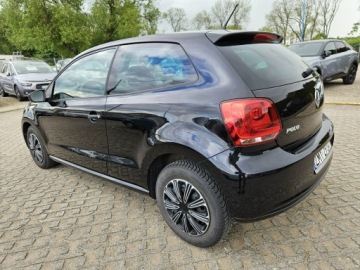 Volkswagen Polo V 2010 Volkswagen Polo 1.6 diesel 75KM, zdjęcie 2