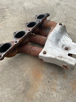 KOLEKTOR VÝFUKOVÝ MITSUBISHI GALANT SPACE RUNNER VAGÓN 93-97