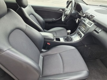 Mercedes CLC 1.8 (180 Kompressor) 143KM 2008 Mercedes CLC Benzyna, 143KM, Coupe, Zadbany, zdjęcie 22