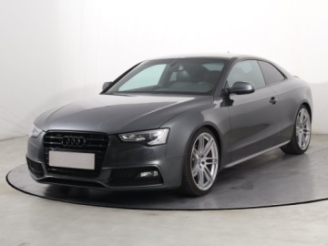 Audi A5 8T Coupe Facelifting 2.0 TDI 177KM 2011 Audi A5 2.0 TDI, 174 KM, Skóra, Navi, Xenon, zdjęcie 1