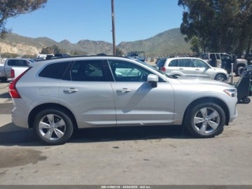 Volvo XC60 II 2022 Volvo XC 60 2022r., 4x4, 2.0L 2.0 Benzyna 247KM, zdjęcie 4