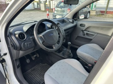 Ford Fiesta VI 1.3 70KM 2002 Ford Fiesta 1.3 benzyna 70KM/5drzwi/Salon Polska, zdjęcie 10