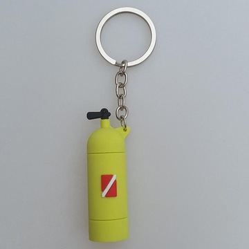 Unikalna zawieszka do kluczy automatycznych w kolorze żółtym