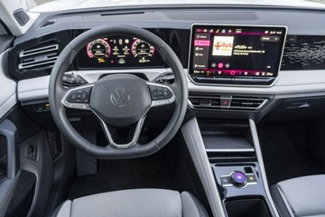 Volkswagen Tiguan II SUV Facelifting 1.5 TSI 150KM 2024 Volkswagen Tiguan Elegance 1.5 TSI 150 KM DSG,, zdjęcie 15