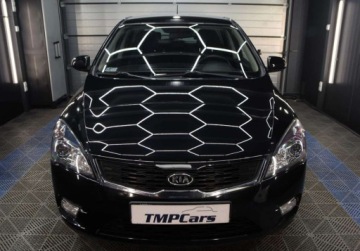 Kia Ceed I Hatchback 5d Facelifting 1.6 DOHC CVVT 126KM 2012 Kia Ceed Polski salon _ 1.6 benzyna 125 KM _ Klimatyzacja _ opony wielosez, zdjęcie 20