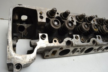 Mercedes R107 SL SLC 350 3.5 M116 Головка правая