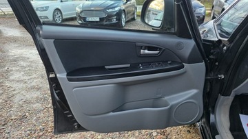 Suzuki SX4 I Hatchback 1.6 i 16V VVT 107KM 2006 Suzuki SX4 Mały Przebieg, zdjęcie 10