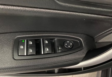 BMW Seria 1 F20-F21 Hatchback 3d Facelifting 2017 120d 190KM 2019 BMW Seria 1 4x4 Skora Xenon Gwarancja 2.0 Diesel 190KM, zdjęcie 8