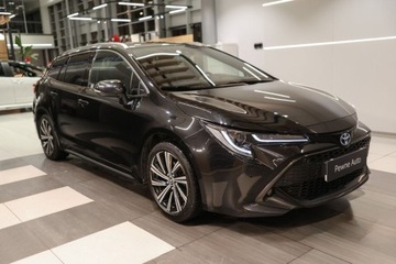 Toyota Corolla XII TS Kombi 1.8 Hybrid 122KM 2022 Toyota Corolla 1.8 Hybrid Comfort Style Tech 1.8 Hybryda 122KM, zdjęcie 2