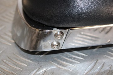 Спинка пассажирского сиденья нежная перекладина SUZUKI VL 800 BOULEVARD C50 2005 - 2012